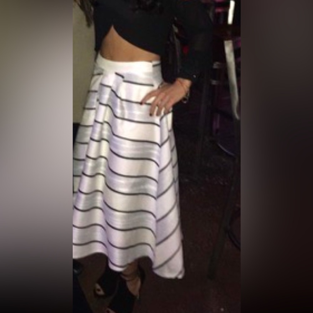 Black and white high/low skirt